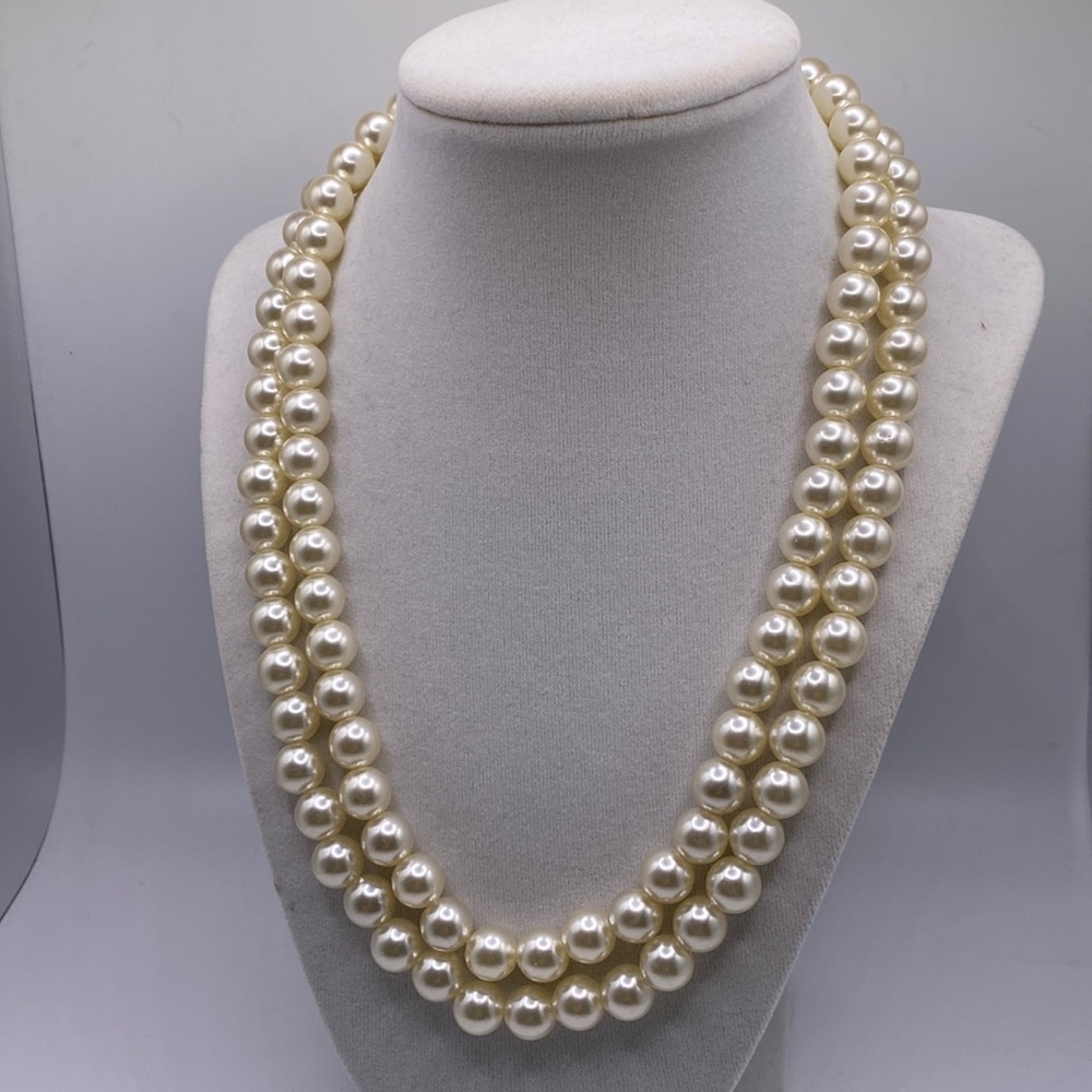 Vintage 2-stranded Costume Pearl Gold Tone Box Clasp Necklace